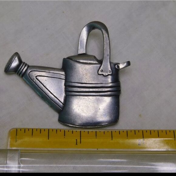 Danforth Pewter Water Pitcher Brooch Vintage Signed Pin 1994 - Picture 2 of 4
